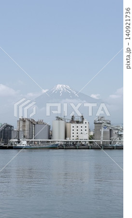 田子の浦港風景　富士山 140921736
