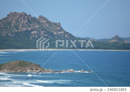 韓国 高城統一展望台から望む北朝鮮方面の風景 韓国 高城統一展望台から望む北朝鮮方面の風景 140921865