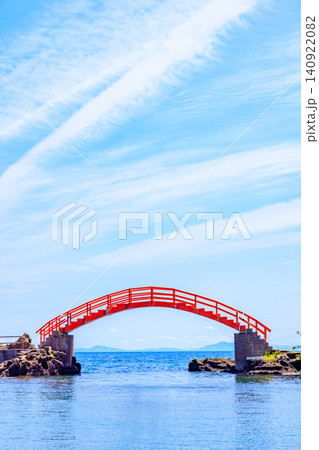 初夏の経島 佐渡島 新潟県佐渡市 初夏の経島 佐渡島 新潟県佐渡市 140922082