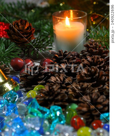 キャンドルが灯る静かなクリスマス 140922696