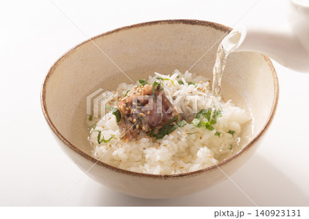 だし茶漬け(マグロなめろう 釜揚げしらす) だし茶漬け(マグロなめろう 釜揚げしらす) 140923131