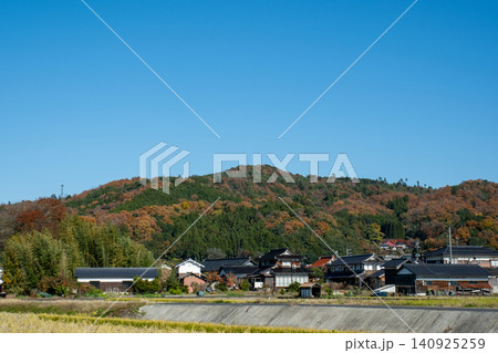 紅葉の稲葉山　鳥取県鳥取市国府町 140925259