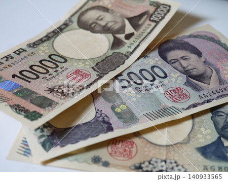 日本のお金　お札 140933565
