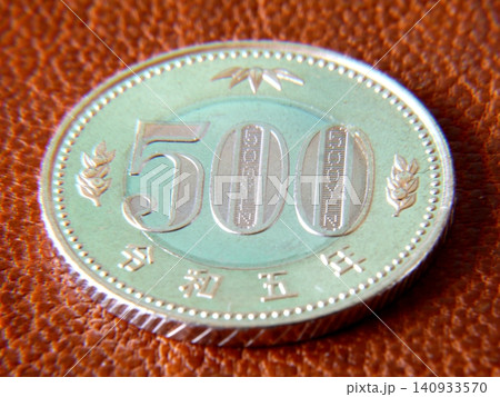 日本のお金　500円玉 140933570