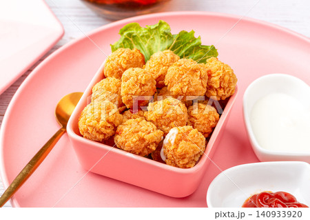 taiwanese Salt and Pepper Crispy Chicken Popcorn 140933920