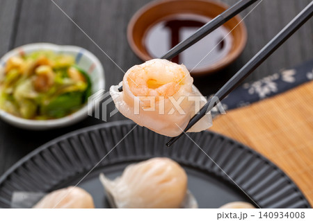 cantonese Har Gow Shrimp Dumplings, Traditional Dim Sum cantonese Har Gow Shrimp Dumplings, Traditional Dim Sum 140934008