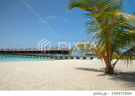 Perfect holiday location on a tropical island 140935800