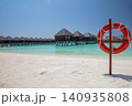 Perfect tropical Maldives island with beach. 140935808