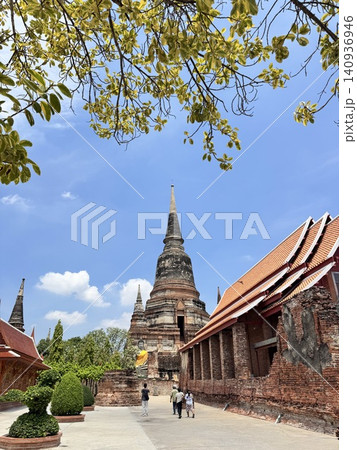 Wide Vertical Landscape Of Ancient Historic Ayutthaya Stupa Ruins Wide Vertical Landscape Of Ancient Historic Ayutthaya Stupa Ruins 140936946