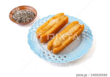 milk Flavored Fried Dough Stick Stuffed with Sweet Glutinous Rice Cake Ciba Mochi 140938560
