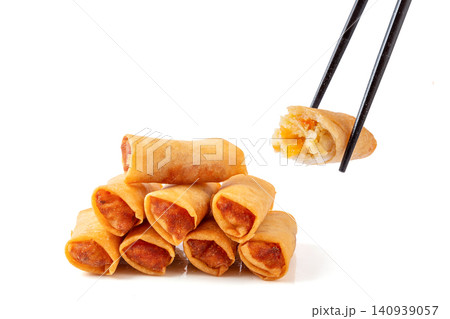 golden Crispy Deep Fried Spring Rolls, Traditional Chinese Dim Sum Appetizer golden Crispy Deep Fried Spring Rolls, Traditional Chinese Dim Sum Appetizer 140939057