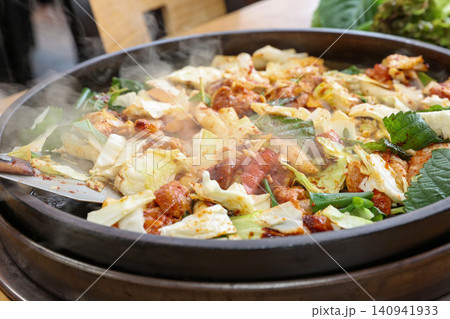 Raw Spicy Korean Chicken Stir Fry Dakgalbi with Vegetables 140941933