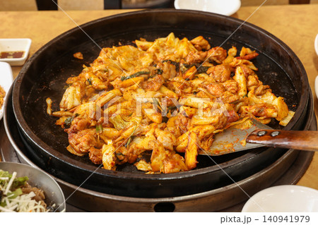Raw Spicy Korean Chicken Stir Fry Dakgalbi with Vegetables 140941979