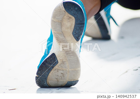 Start of a race with sports shoe. 140942537