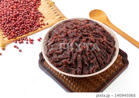 sweet red bean paste in a bowl, homemade azuki bean paste cooking ingredient for asian pastry sweet red bean paste in a bowl, homemade azuki bean paste cooking ingredient for asian pastry 140945068