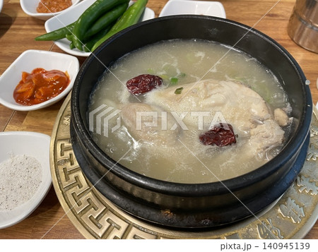参鶏湯 参鶏湯 140945139