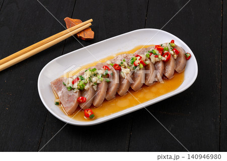 chinese Cold Salad Sliced Donkey Meat Menzi with Garlic and Chili chinese Cold Salad Sliced Donkey Meat Menzi with Garlic and Chili 140946980