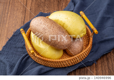 whole Wheat Steamed Buns, Healthy Traditional Chinese Whole Grain Bread whole Wheat Steamed Buns, Healthy Traditional Chinese Whole Grain Bread 140946996