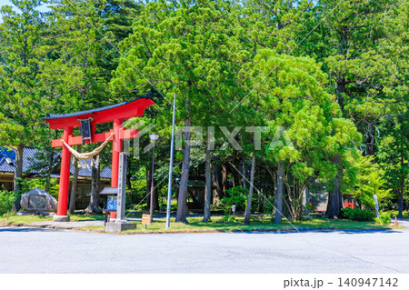 初夏の佐渡國一ノ宮 度津神社　佐渡島　新潟県佐渡市 140947142