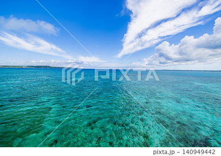 宮古島 伊良部大橋から望む絶景 宮古島 伊良部大橋から望む絶景 140949442