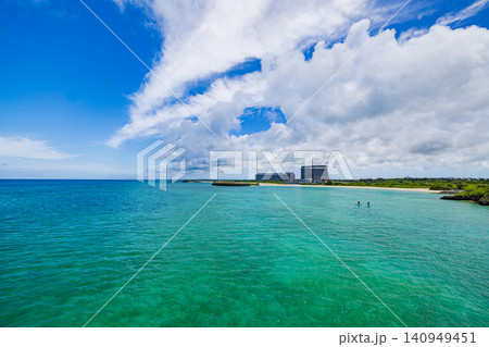 宮古島 伊良部大橋から望む絶景 宮古島 伊良部大橋から望む絶景 140949451