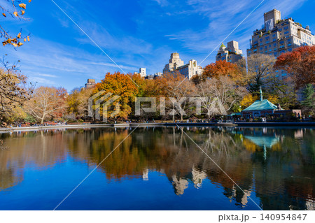 New York City, USA - November 20, 2023: Autumn city landscape of central park in fall season with beautiful cityscape and nature. October weather New York. NYC. Central Park 140954847