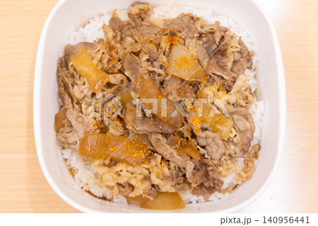 美味しい牛丼弁当 140956441