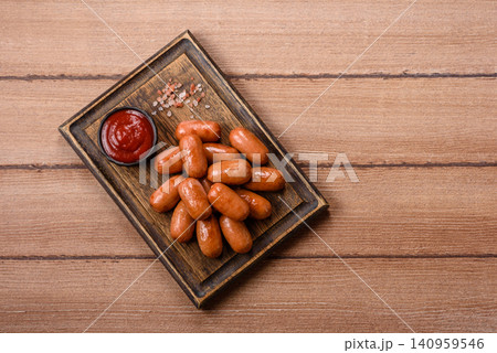Chicken or pork grilling sausages with garlic, salt, and spices. Grilling sausages Chicken or pork grilling sausages with garlic, salt, and spices. Grilling sausages 140959546