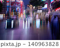 都会の喧騒と孤独 都会の喧騒と孤独 140963828