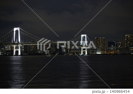 レインボーブリッジの夜景 140966454