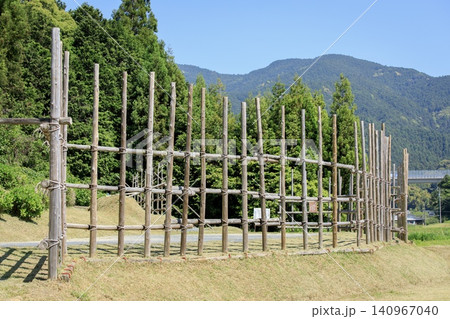 新城市、長篠・設楽原決戦場跡の復元馬防柵 新城市、長篠・設楽原決戦場跡の復元馬防柵 140967040
