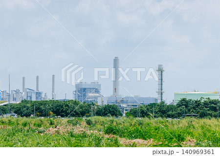 Industrial refinery plant and factory skyline, energy production facility Industrial refinery plant and factory skyline, energy production facility 140969361