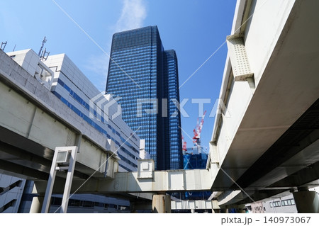 東京日本橋川から望むTOKYO TORCH常盤橋タワーの都市景観 東京日本橋川から望むTOKYO TORCH常盤橋タワーの都市景観 140973067