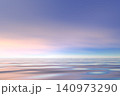 夜明けの静かな海のイメージ 140973290