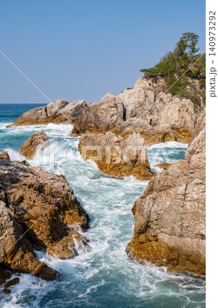 浦富海岸 鳥取県岩美郡岩美町 浦富海岸 鳥取県岩美郡岩美町 140973292