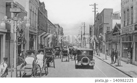 古写真 1933年 横浜 弁天通り商店街 古写真 1933年 横浜 弁天通り商店街 140982225