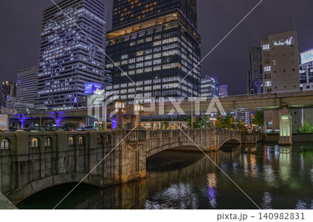 大阪夜景 中之島 大江橋と堂島川 大阪府大阪市 大阪夜景 中之島 大江橋と堂島川 大阪府大阪市 140982831