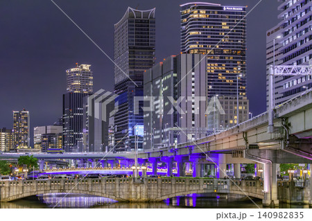 大阪夜景 中之島 大江橋と堂島川 大阪府大阪市 大阪夜景 中之島 大江橋と堂島川 大阪府大阪市 140982835