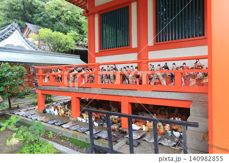 和歌山市にある淡嶋神社の境内風景 和歌山市にある淡嶋神社の境内風景 140982855