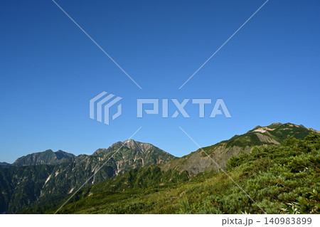 唐松岳登山、北アルプス、長野県 唐松岳登山、北アルプス、長野県 140983899