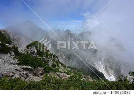 唐松岳登山、北アルプス、長野県 唐松岳登山、北アルプス、長野県 140985085