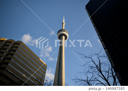 Landmark Tower Framed Between Contrasting City Buildings Landmark Tower Framed Between Contrasting City Buildings 140987385