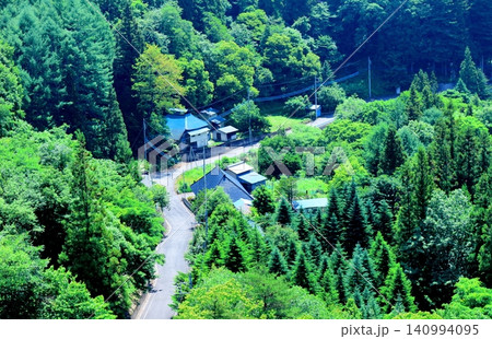 6月の群馬県の渓谷 春の渓谷 6月の群馬県の渓谷 春の渓谷 140994095