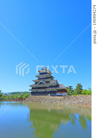 長野県松本市、国宝松本城の風景 長野県松本市、国宝松本城の風景 140994274