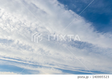 5月の夕暮れ時の空と雲16 140995523