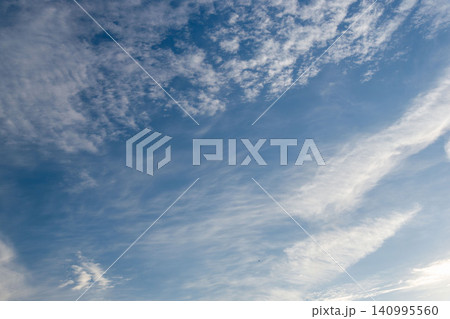 5月の夕暮れ時の空と雲53 5月の夕暮れ時の空と雲53 140995560