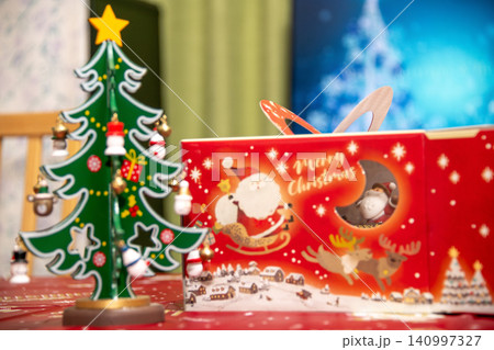 クリスマスのイメージ クリスマスのイメージ 140997327