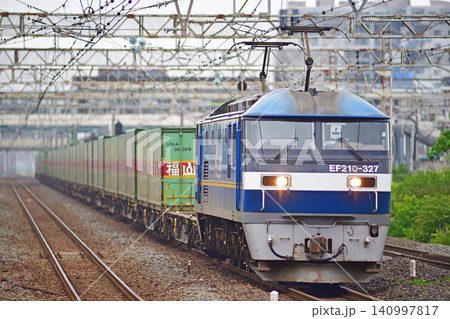 東海道本線　平塚　JR貨物　EF210-327（新鶴見） 140997817