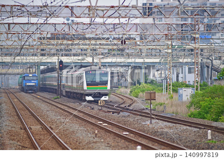 東海道本線　平塚　JR東日本　E233系3000番台　E-03編成（国府津）　EH200-22 140997819