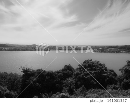 湖がある風景 湖がある風景 141001537